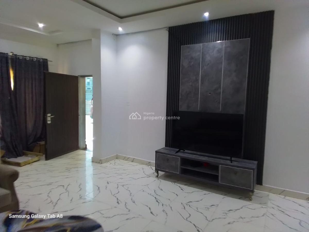 3 Bedroom Apartment, Guzape, Guzape District, Abuja, Block of Flats for Sale