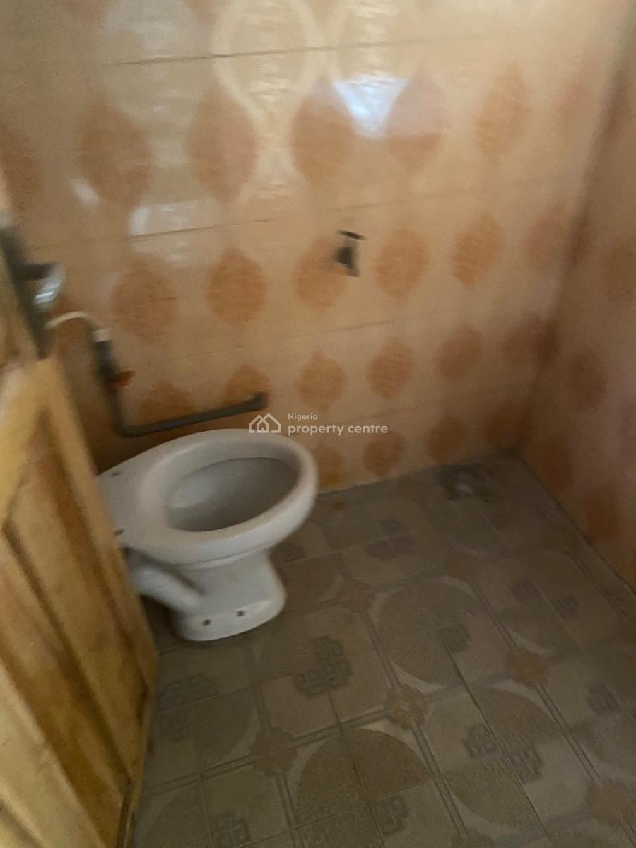 a Spacious 2 Bedroom Flat, New Era Estate Along Lucky Fiber Road, Ikorodu, Lagos, Flat / Apartment for Rent