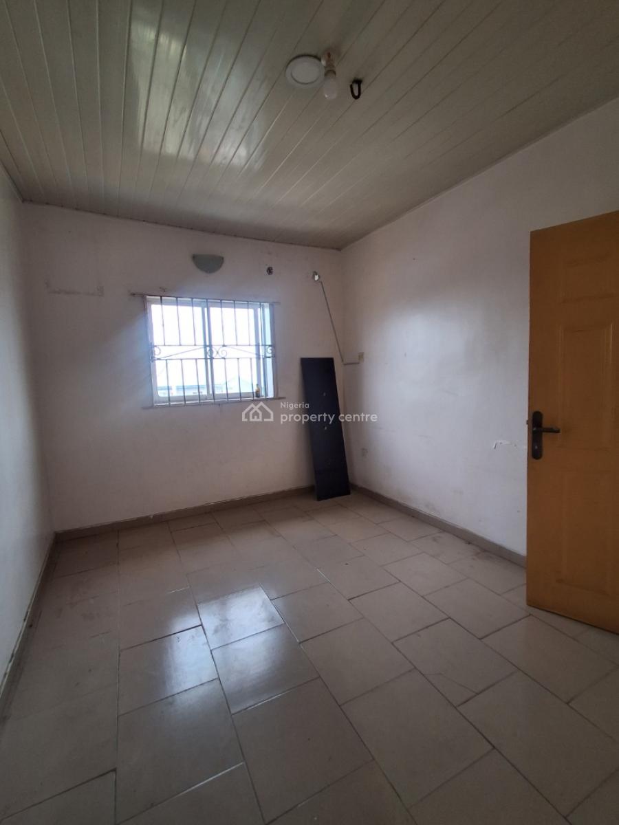 Mini Flat Upstairs, Badore, Ajah, Lagos, Mini Flat (room and Parlour) for Rent