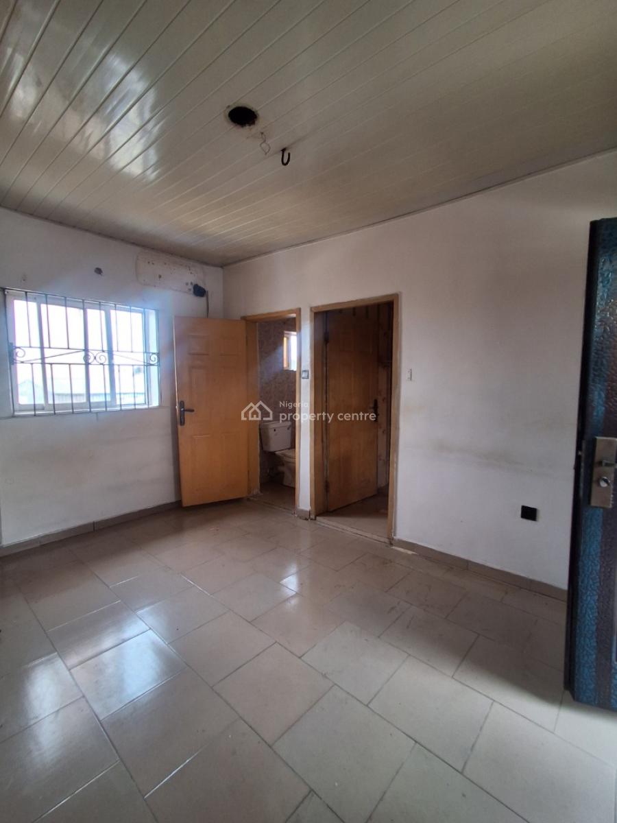 Mini Flat Upstairs, Badore, Ajah, Lagos, Mini Flat (room and Parlour) for Rent