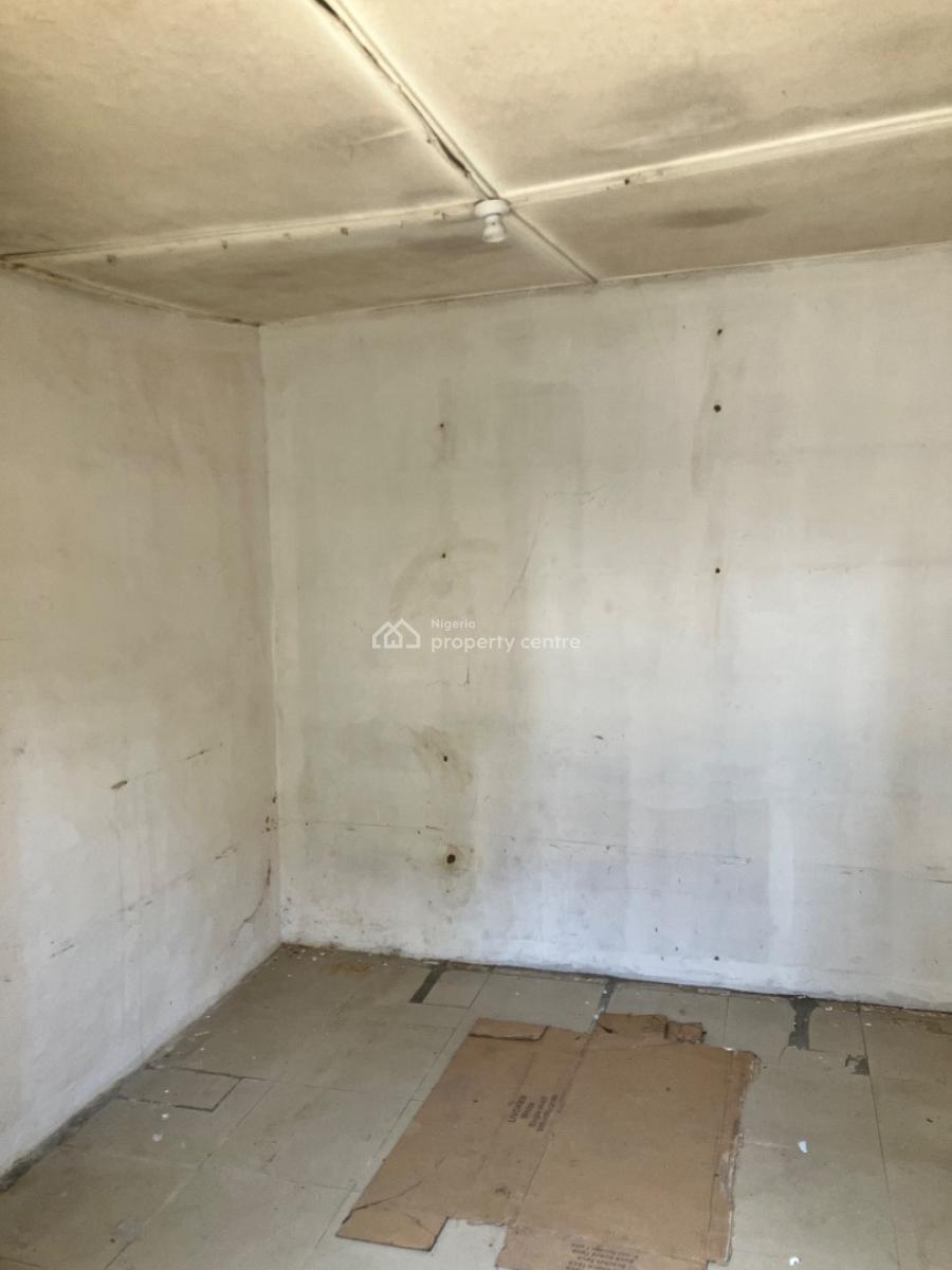 Very Nice Shop Downstairs, Very Nice Location By Alade Market Off Allen Ikeja, Ikeja, Lagos, Shop for Rent