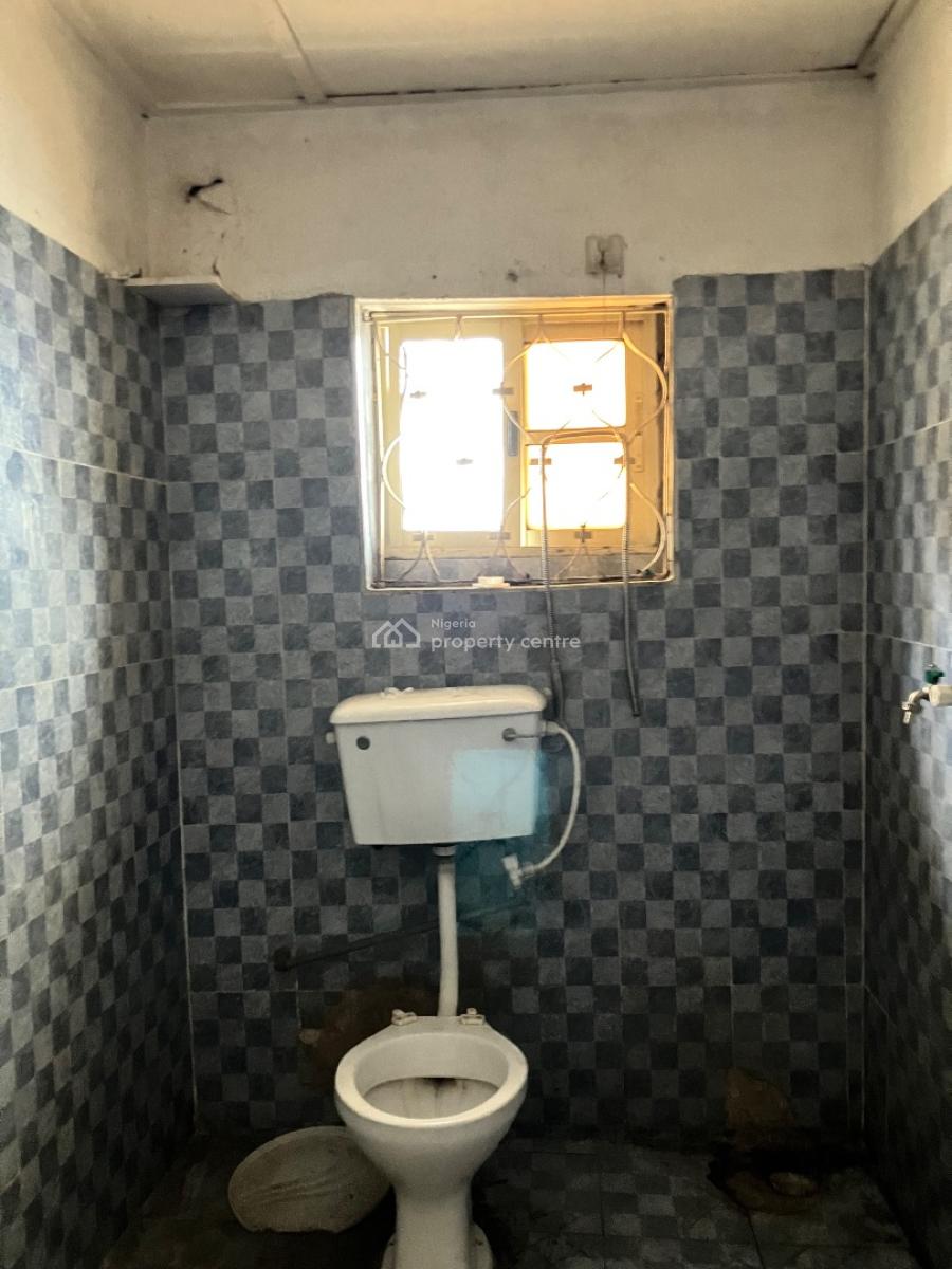 3 Bedroom Flat Upstairs with Spacious Parlor, Very Nice and Clean Environment Area Off Awolowo Ikeja, Ikeja, Lagos, Flat / Apartment for Rent