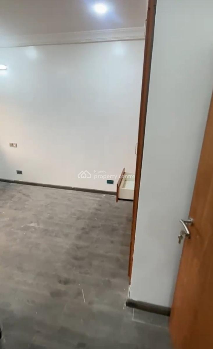 Modern and Serviced Mini Flat Apartment { Video}, Bera Estate Chevron, Lekki, Lagos, Mini Flat (room and Parlour) for Rent