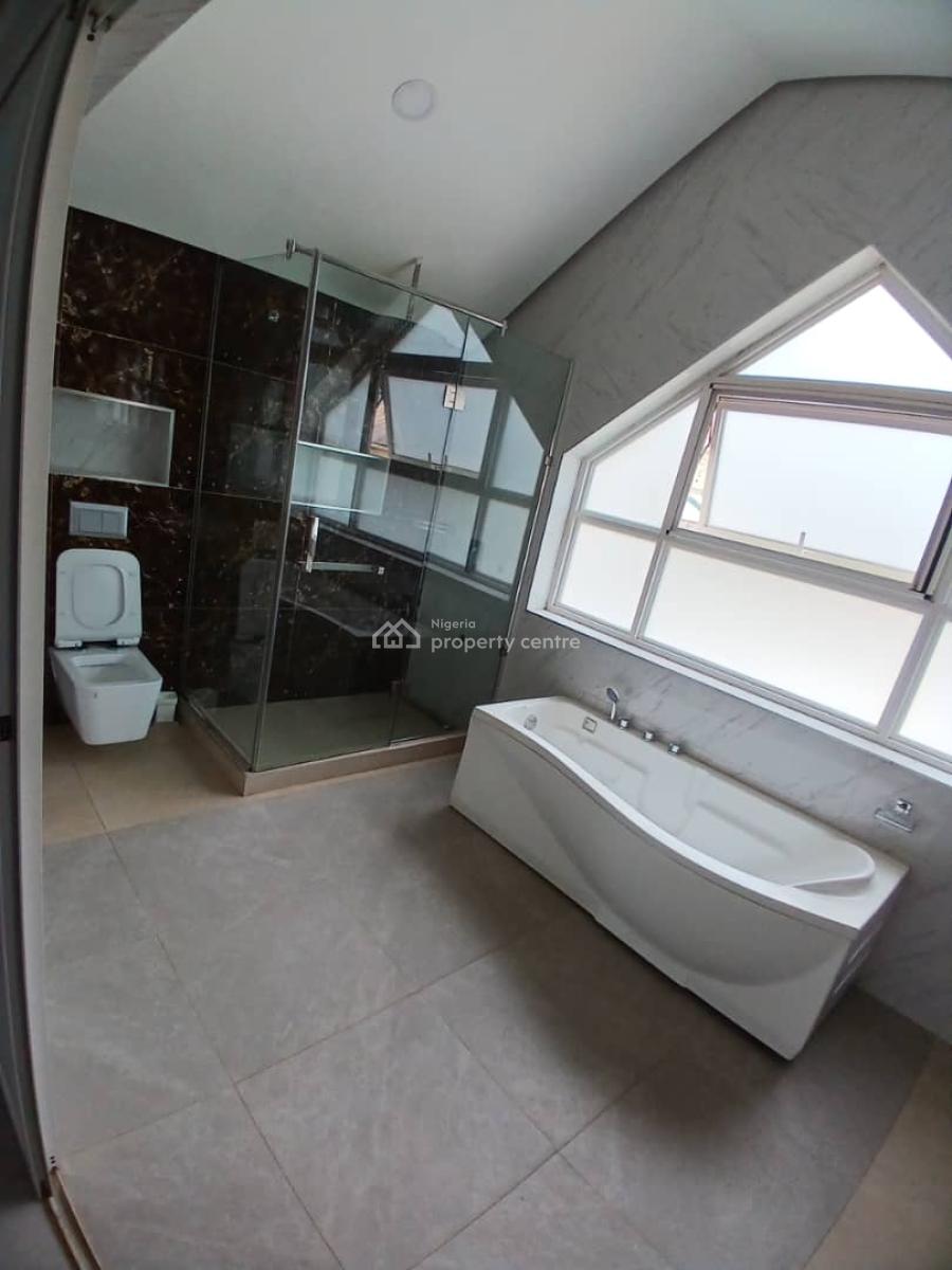 Luxury and Contemporary 5 Bedroom Terraced Duplex with 2 Rooms Bq, Maitama District, Abuja, Terraced Duplex for Rent