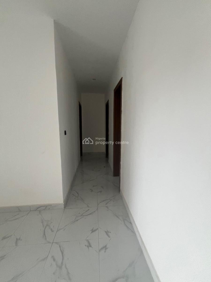 Luxury Brand New 3 Bedroom Flat Upstairs, Abraham Adesanya Scheme, Ajah, Lagos, Flat / Apartment for Rent