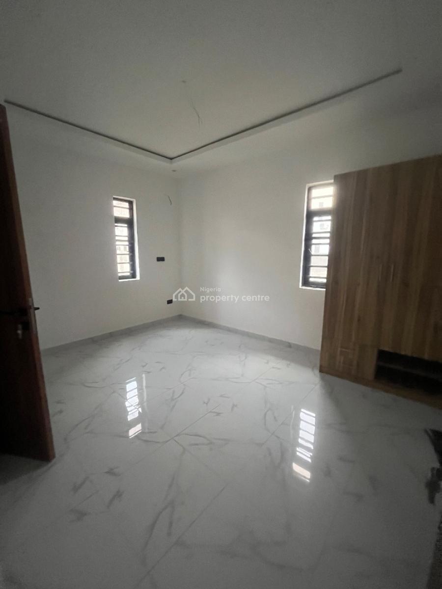 Luxury Brand New 3 Bedroom Flat Upstairs, Abraham Adesanya Scheme, Ajah, Lagos, Flat / Apartment for Rent