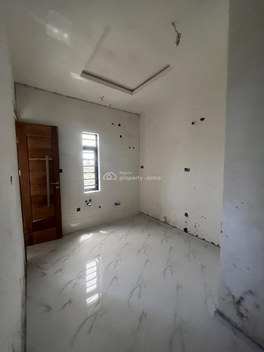 Luxury Brand New 3 Bedroom Flat Upstairs, Abraham Adesanya Scheme, Ajah, Lagos, Flat / Apartment for Rent