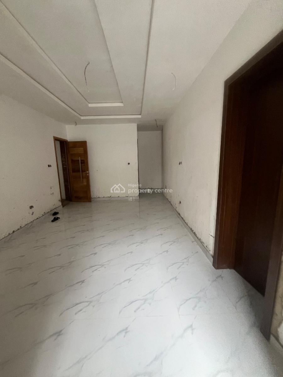 Luxury Brand New 3 Bedroom Flat Upstairs, Abraham Adesanya Scheme, Ajah, Lagos, Flat / Apartment for Rent