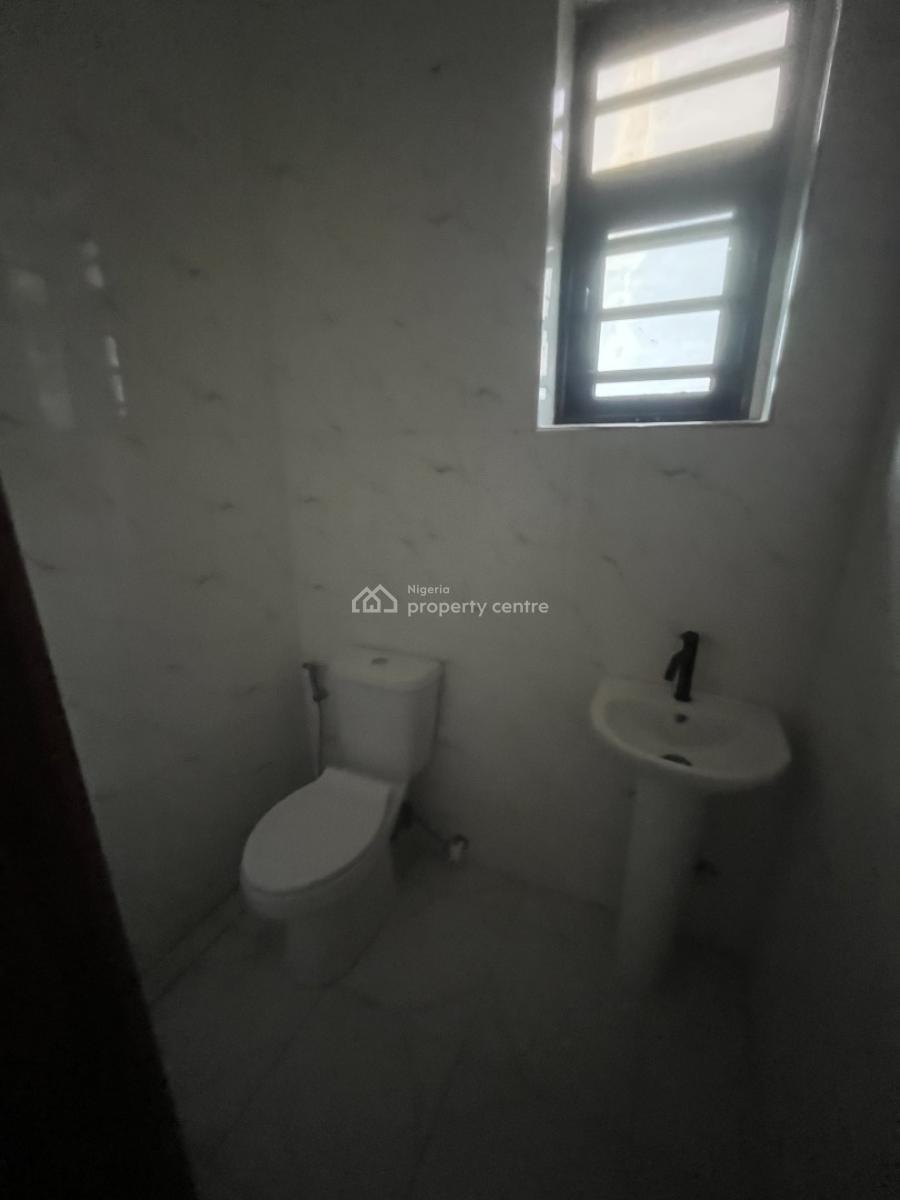 Luxury Brand New 3 Bedroom Flat Upstairs, Abraham Adesanya Scheme, Ajah, Lagos, Flat / Apartment for Rent