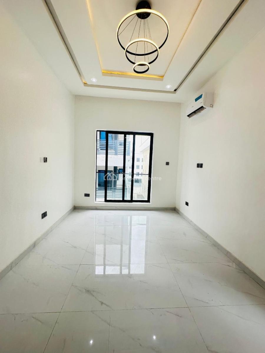 2bedroom Apartment with Swimming Pool,gym&elevator, Ikate ,lekki ,lagos ,nigeria, Ikate, Lekki, Lagos, Flat / Apartment for Sale