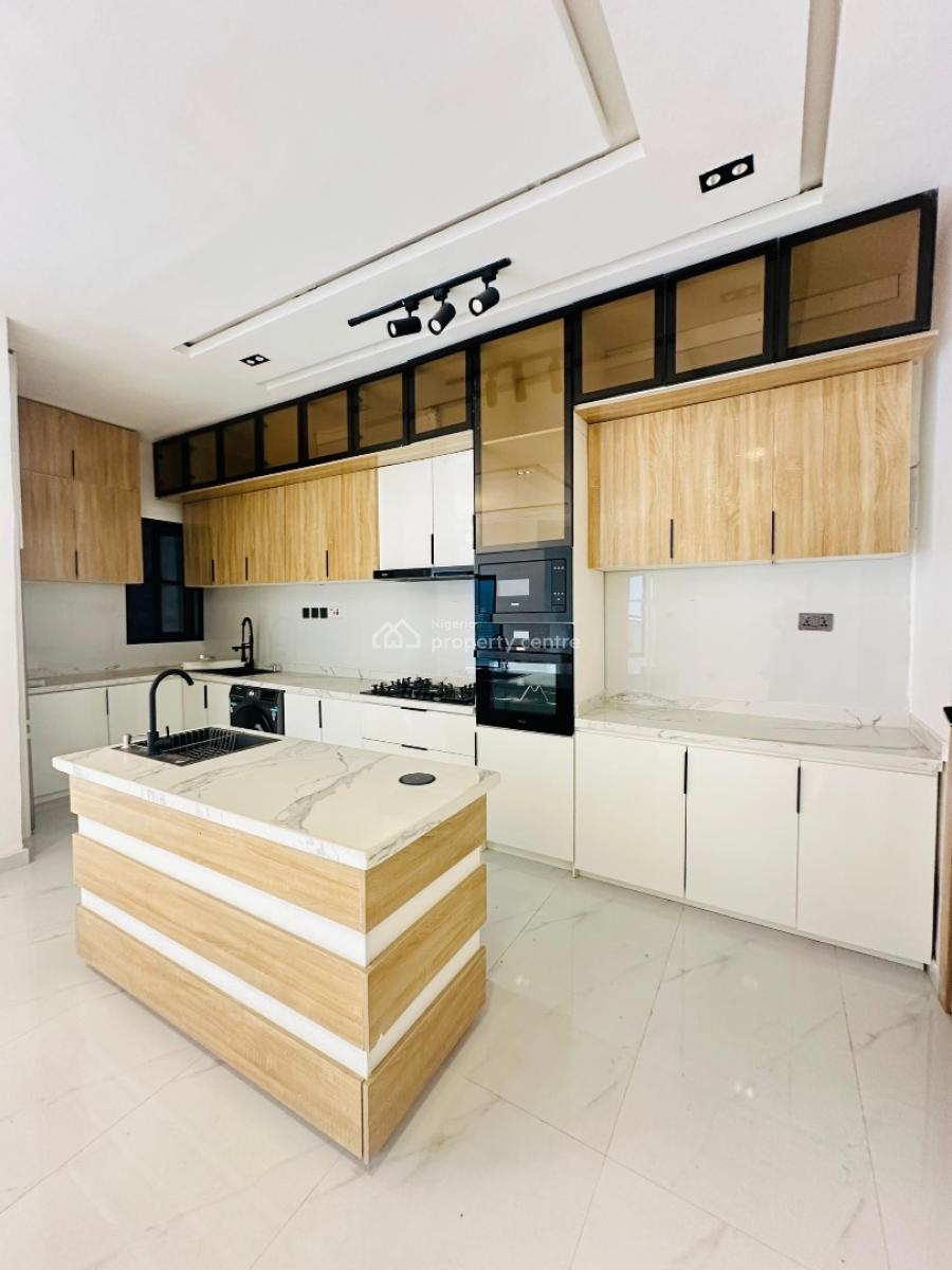 2bedroom Apartment with Swimming Pool,gym&elevator, Ikate ,lekki ,lagos ,nigeria, Ikate, Lekki, Lagos, Flat / Apartment for Sale