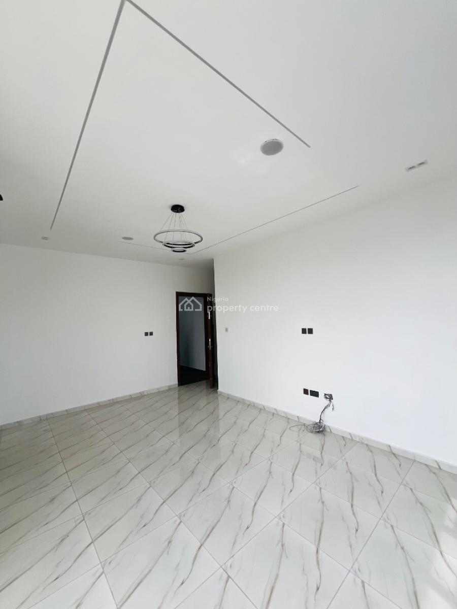 1 Bedroom Apartment, Ikota, Lekki, Lagos, Flat / Apartment for Sale