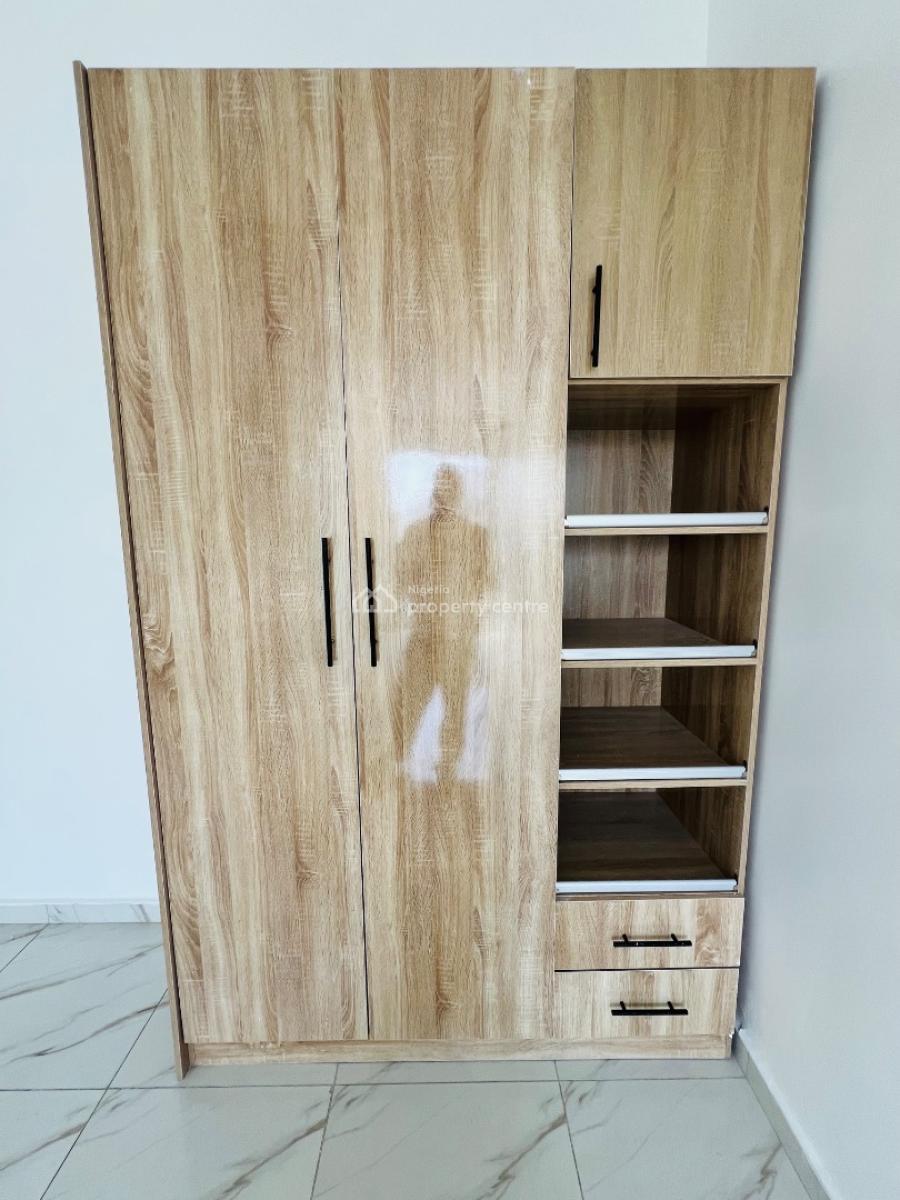 1 Bedroom Apartment, Ikota, Lekki, Lagos, Flat / Apartment for Sale