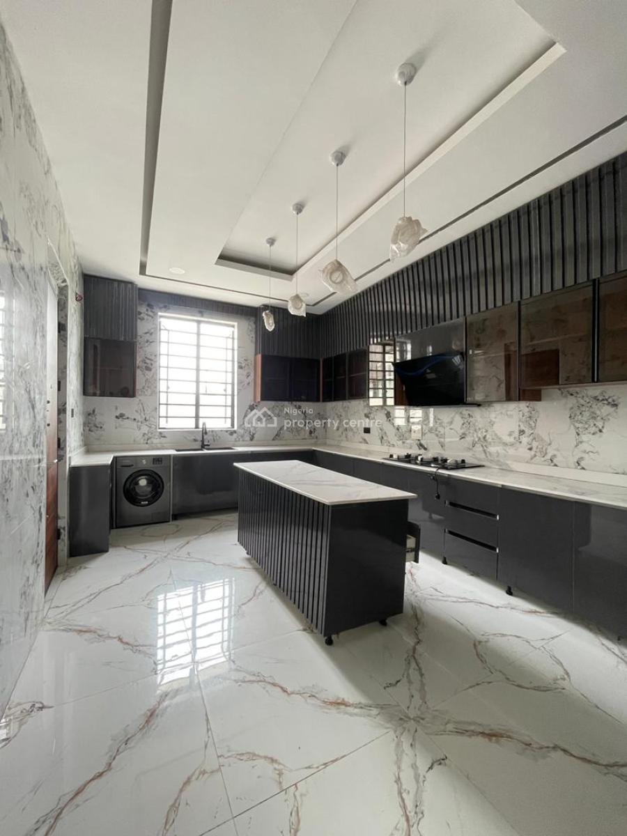 5 Bedroom Detached Duplex with a Pool, Lekki Phase 1, Lekki, Lagos, Detached Duplex for Sale