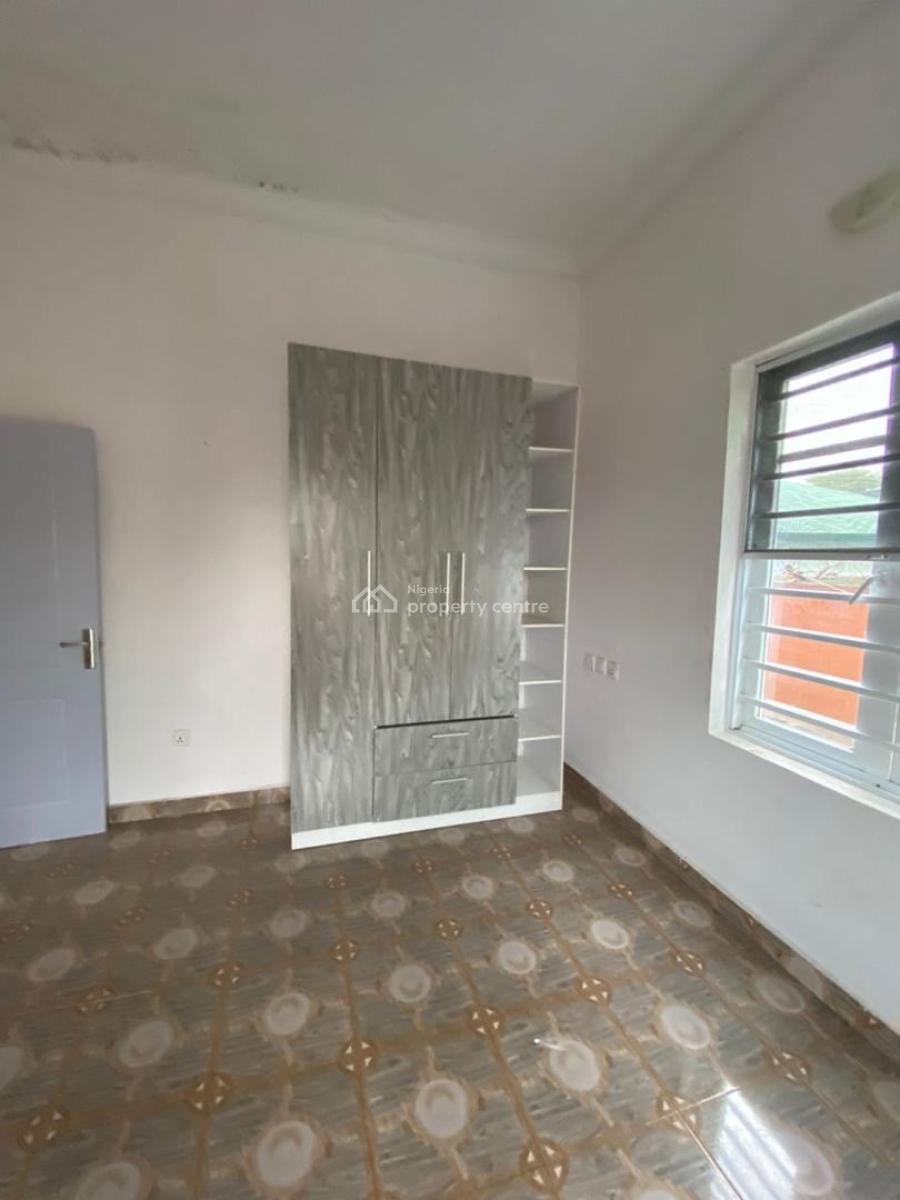Neatly Used 2 Bedroom Flat, Jibri Estate, Canaan/ Dkk, Ajah, Lagos, Flat / Apartment for Rent