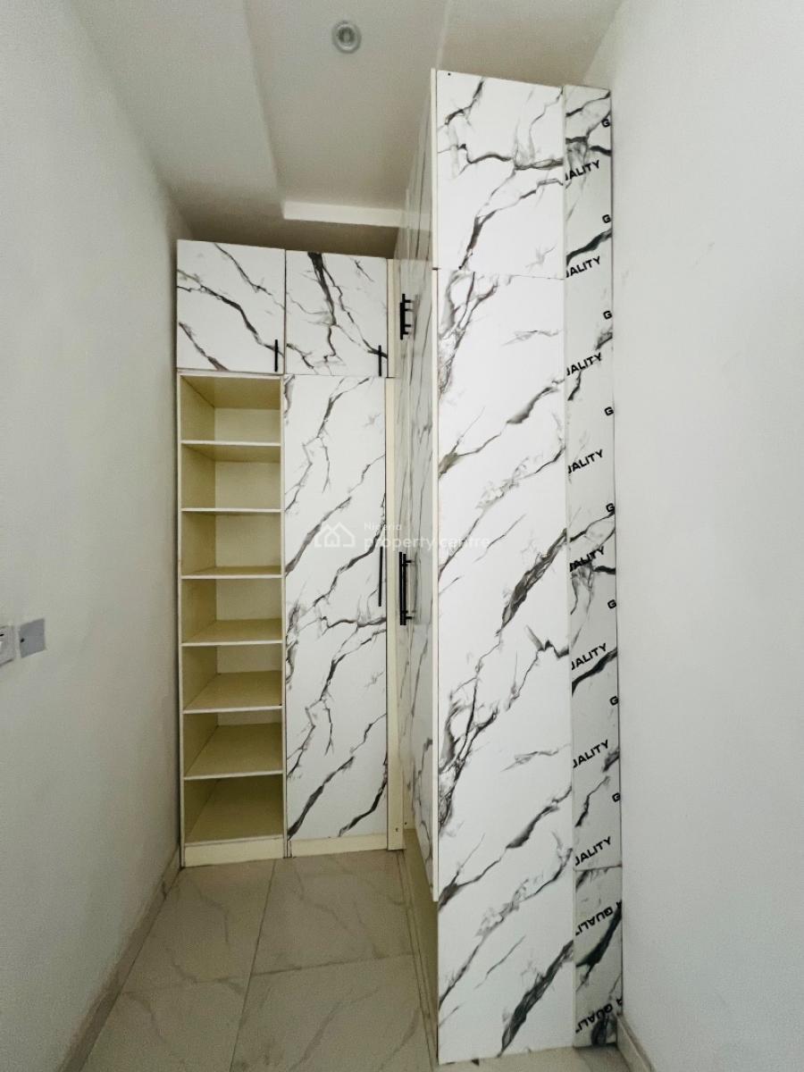 4 Bedroom Terrace  160 Million, Ikota, Lekki, Lagos, Terraced Duplex for Sale