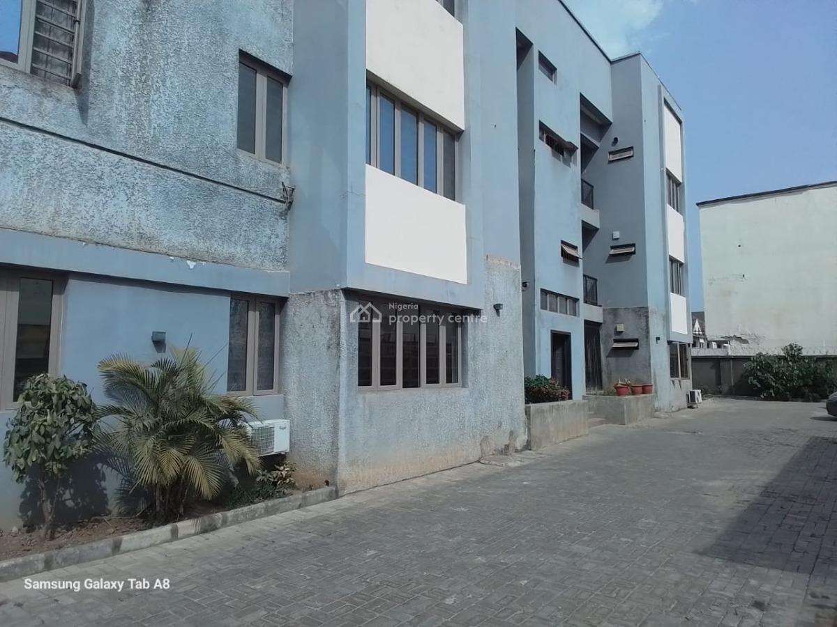 3 Bedroom Apartment, Near American School, Durumi, Abuja, Flat / Apartment for Rent