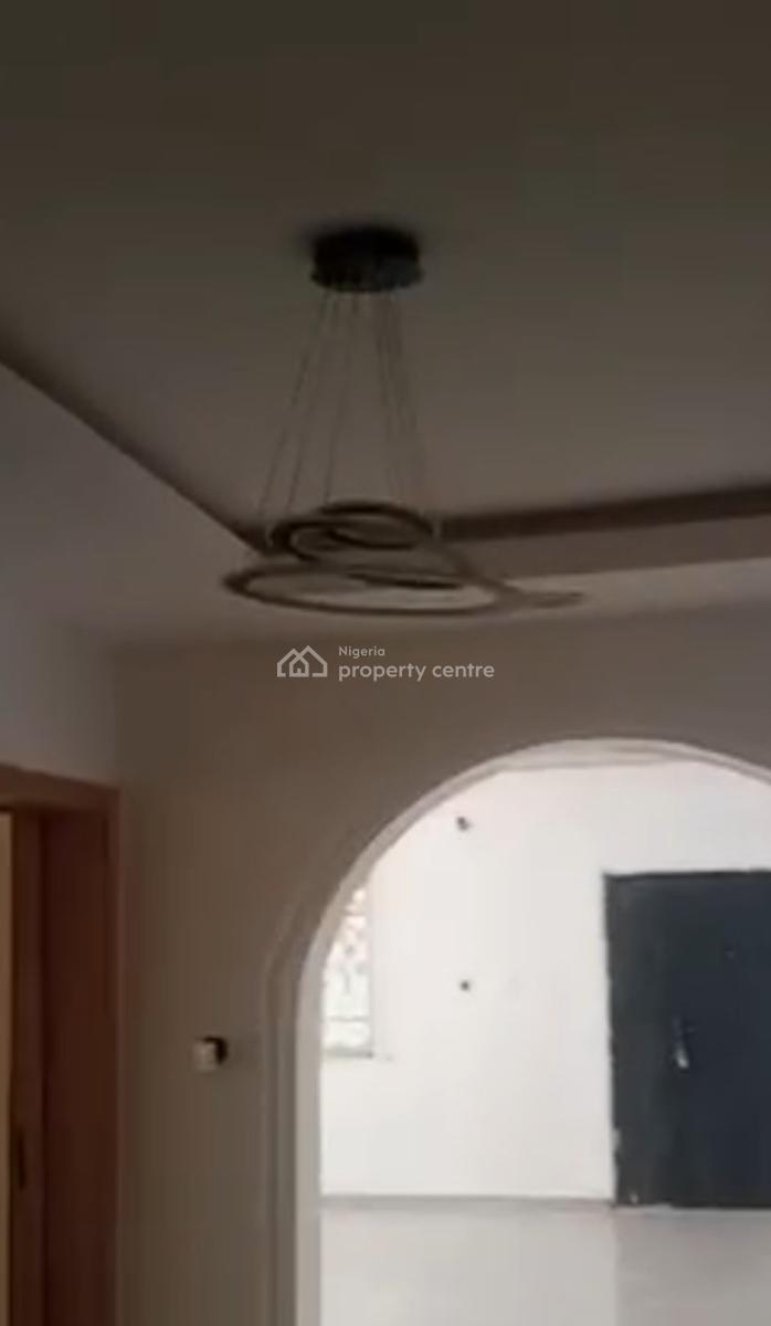 Decent Spacious 3 Bedroom Up Flat, Both Rooms Ensuite and Guest Toilet, Gbagada Phase 2, Gbagada, Lagos, Flat / Apartment for Rent