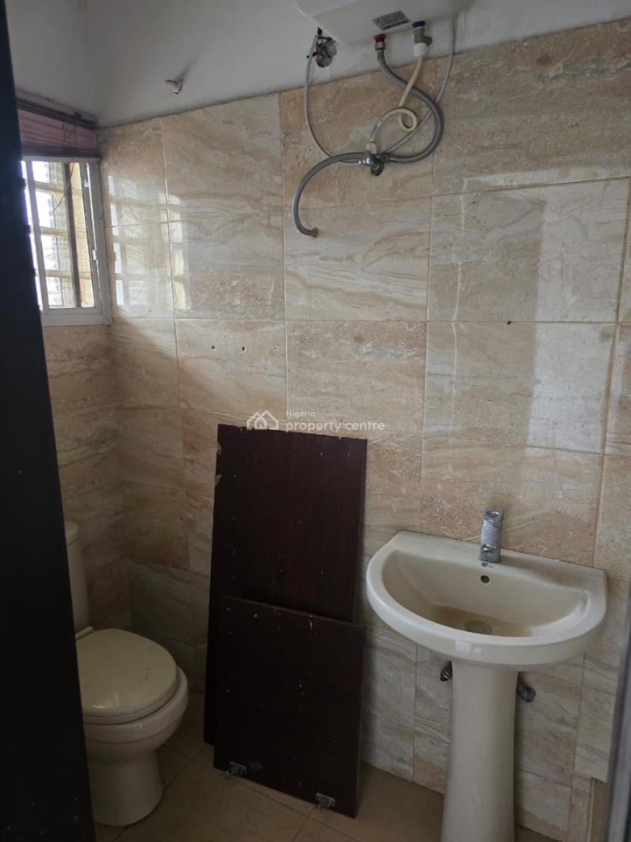 Newly Out 5 Bedroom Duplex with Inbuilt Bq, Off Emmanuel Keshi Street, Gra Phase 1, Magodo, Lagos, Detached Duplex for Rent