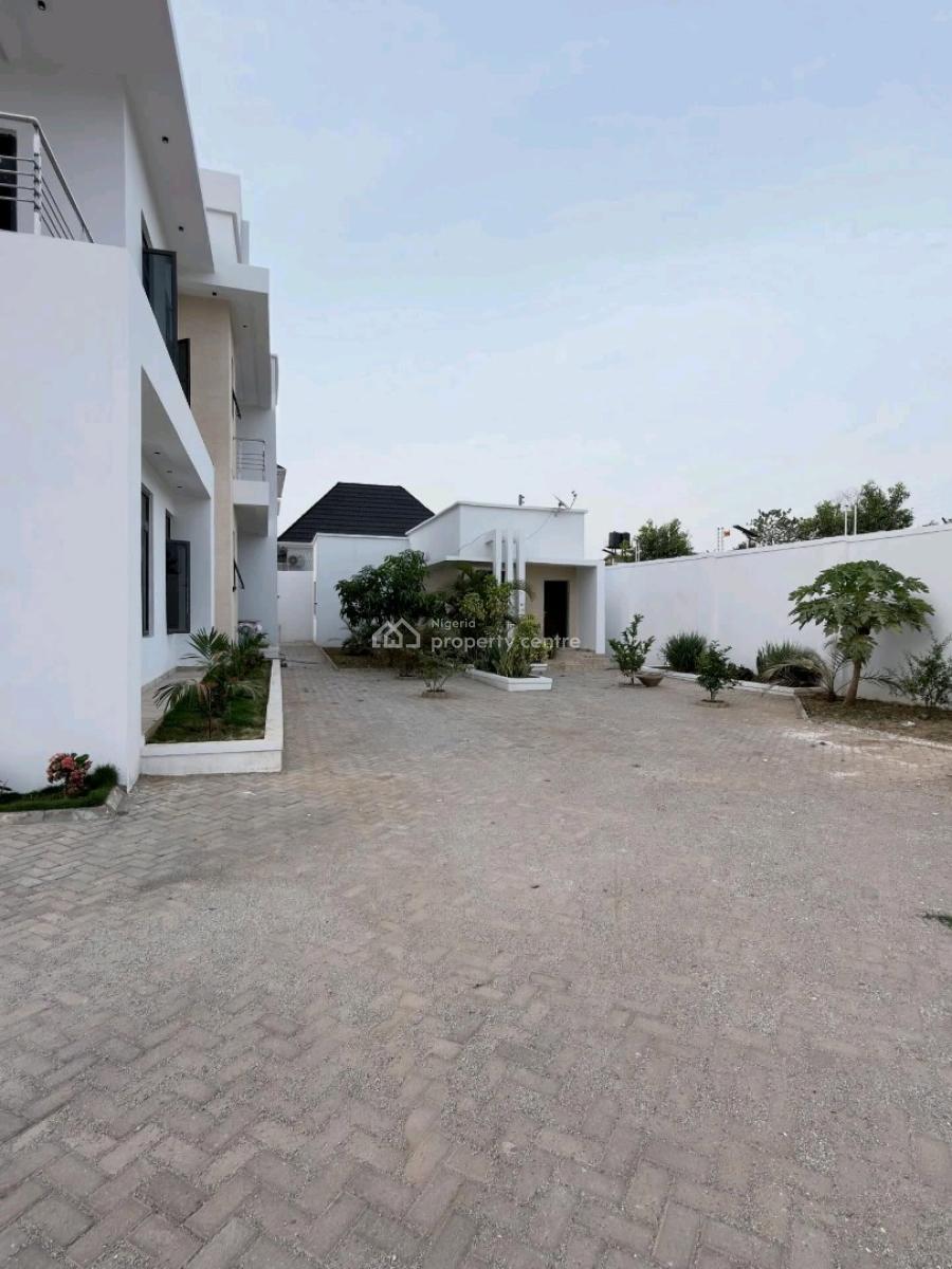 6 Bedroom Duplex, Kaduna North, Kaduna, House for Sale