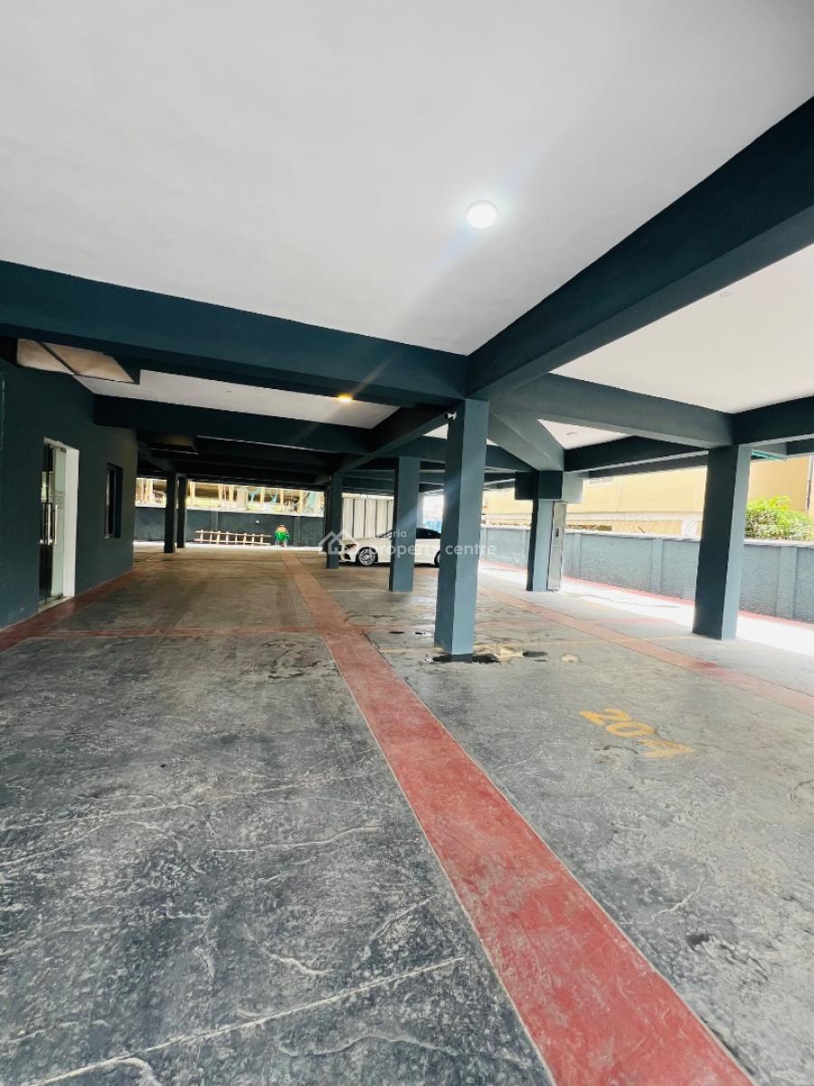 Brand 3 Bedroom Apartment with Swimming Pool, Lekki Phase 1, Lekki, Lagos, Flat / Apartment for Rent