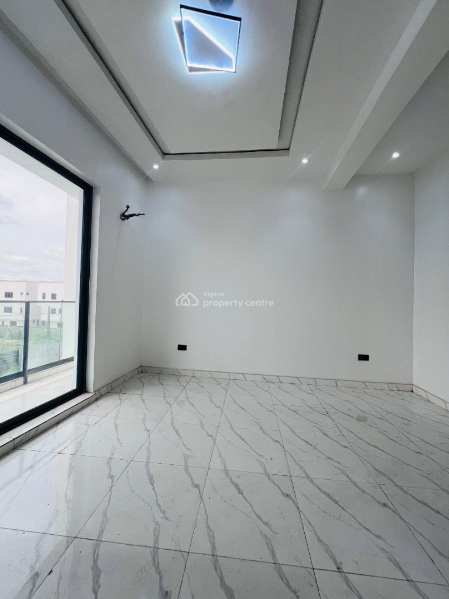 Brand 3 Bedroom Apartment with Swimming Pool, Lekki Phase 1, Lekki, Lagos, Flat / Apartment for Rent