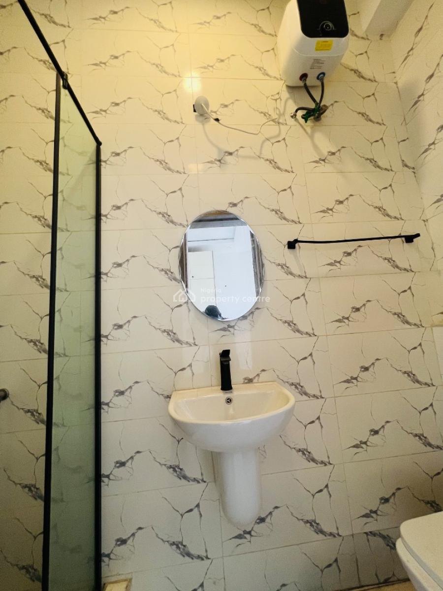 Brand 3 Bedroom Apartment with Swimming Pool, Lekki Phase 1, Lekki, Lagos, Flat / Apartment for Rent