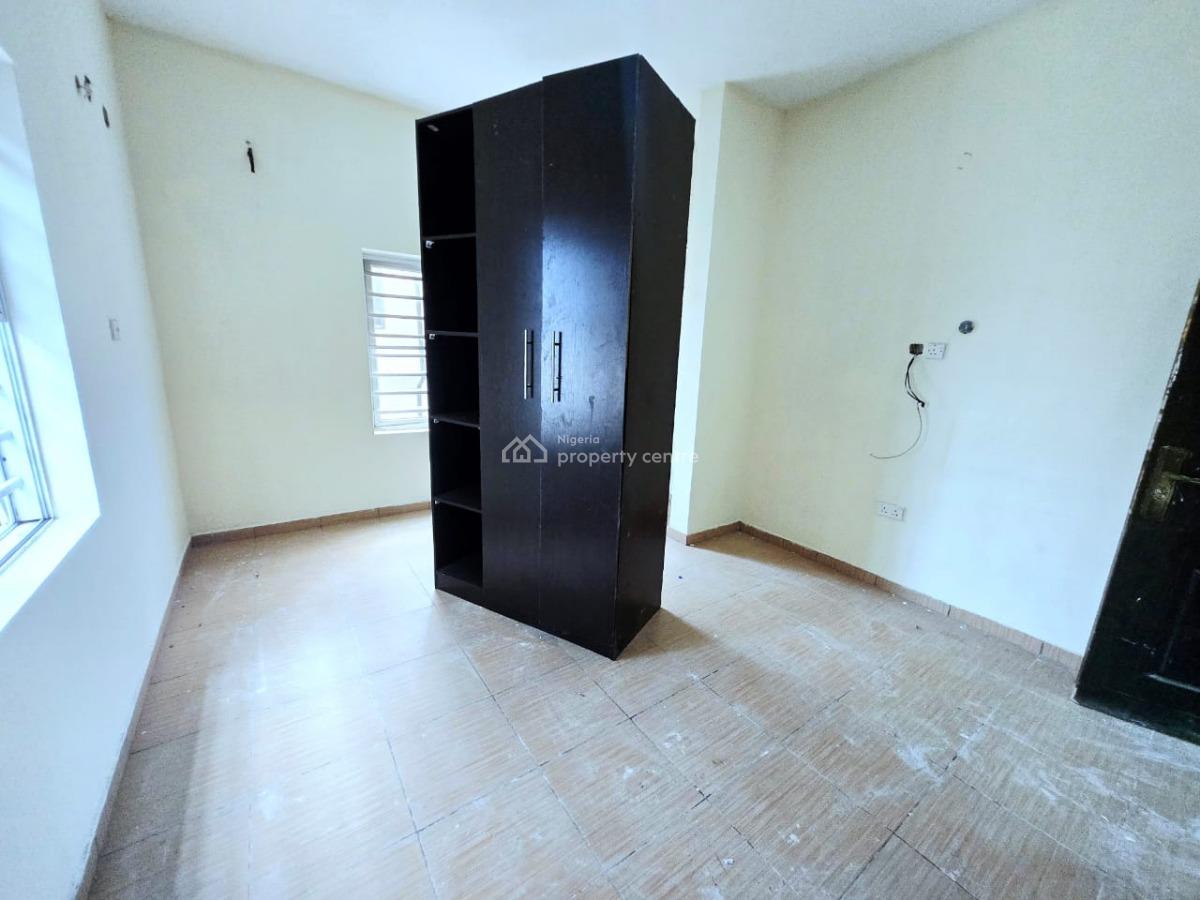3 Bedroom Apartment, Canal West, Apapa, Lagos, Flat / Apartment for Rent