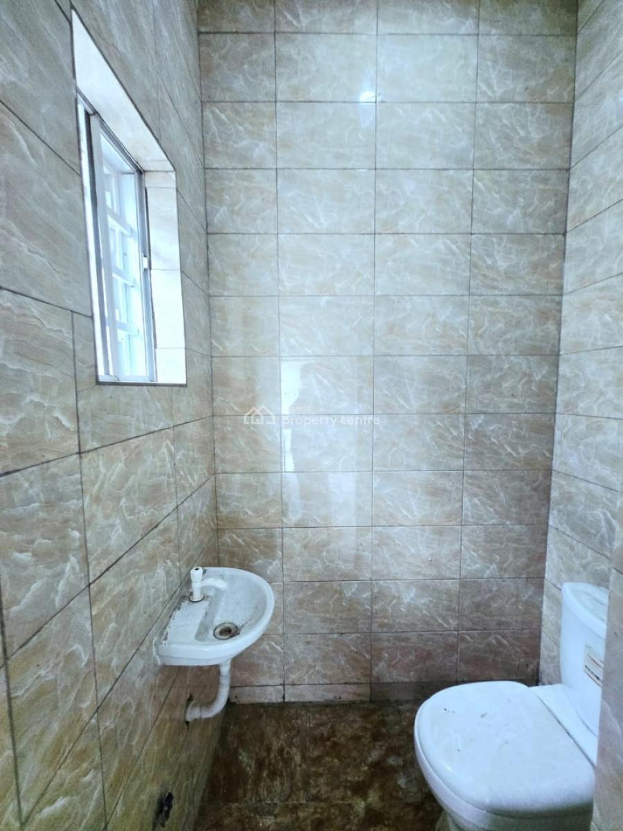 3 Bedroom Apartment, Canal West, Apapa, Lagos, Flat / Apartment for Rent