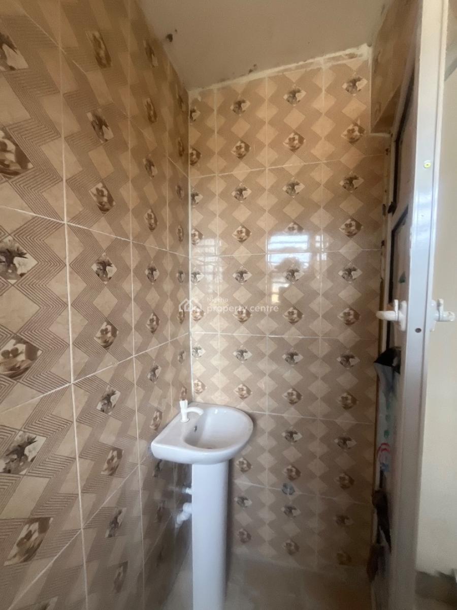 Self-contain, Agunbeade Estate, Ogombo, Ajah, Lagos, Self Contain (single Rooms) for Rent