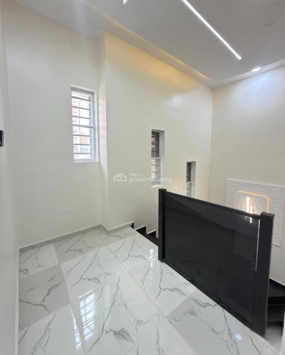 Luxury 3 Bedroom Terrace Duplex, Gbagada, Lagos, Terraced Duplex for Sale