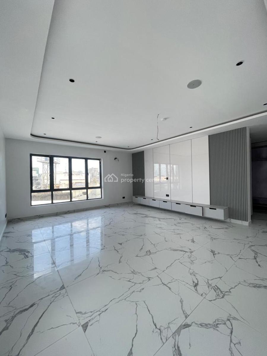 5 Bedroom Detached Duplex with a Pool and Cinema, Lekki Phase 1, Lekki, Lagos, Detached Duplex for Sale