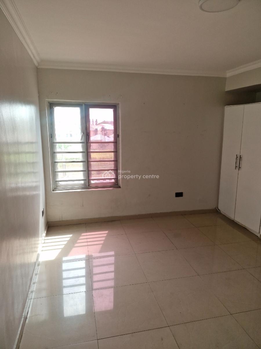 Hot Cake Well Maintained 2 Bedroom., Freedom Way, Lekki Phase 1, Lekki, Lagos, Flat / Apartment for Rent