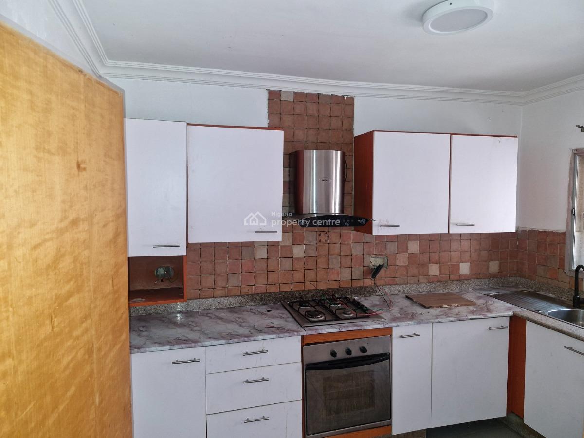 Hot Cake Well Maintained 2 Bedroom., Freedom Way, Lekki Phase 1, Lekki, Lagos, Flat / Apartment for Rent