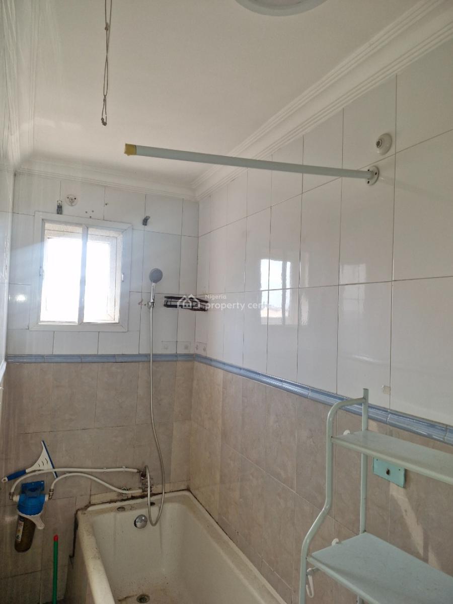 Hot Cake Well Maintained 2 Bedroom., Freedom Way, Lekki Phase 1, Lekki, Lagos, Flat / Apartment for Rent