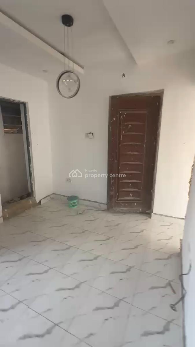 Executive Mini Flat, Akoka, Yaba, Lagos, Mini Flat (room and Parlour) for Rent