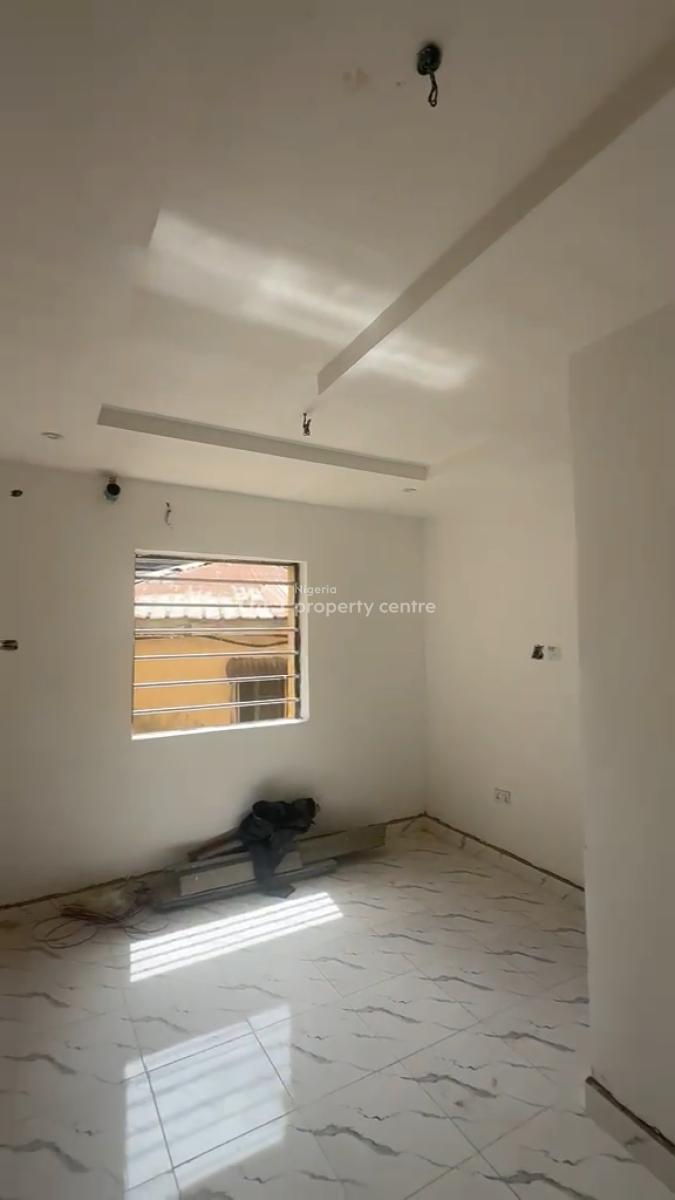Executive Mini Flat, Akoka, Yaba, Lagos, Mini Flat (room and Parlour) for Rent