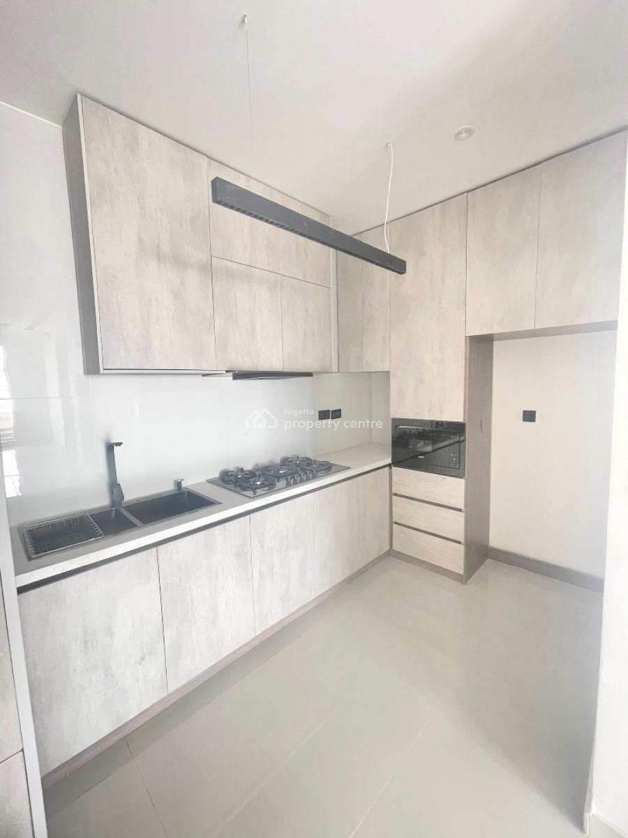 Brand New 2 Bedroom Spacious  Apartment with Bq, Pool, Elevator & Gym, Lekki Phase 1, Lekki Phase 1, Lekki, Lagos, Flat / Apartment for Sale