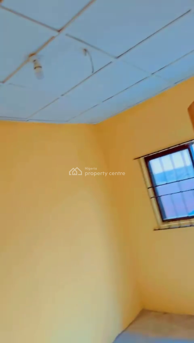 2 Bedroom Flat, Isolo, Lagos, Flat / Apartment for Sale