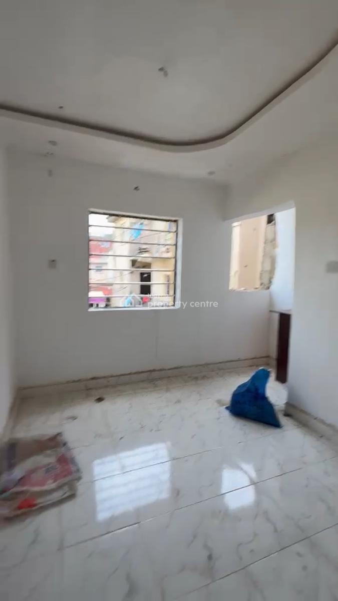 Nicely Built Room Self Contained, Akoka, Yaba, Lagos, Self Contain (single Rooms) for Rent