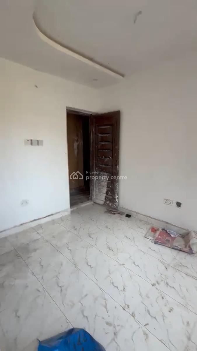 Nicely Built Room Self Contained, Akoka, Yaba, Lagos, Self Contain (single Rooms) for Rent