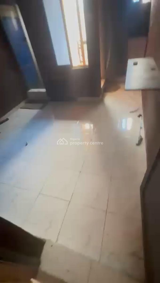 Neatly Used Self Contained, Off Morocco Road, Shomolu, Lagos, Self Contain (single Rooms) for Rent