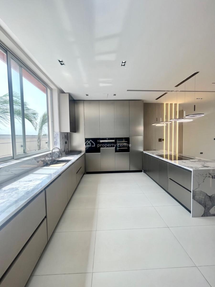 Luxurious 2 Bedroom Spacious Penthouse with Bq, Pool, Elevator & Gym, Lekki Phase 1, Lekki, Lagos, Flat / Apartment for Sale