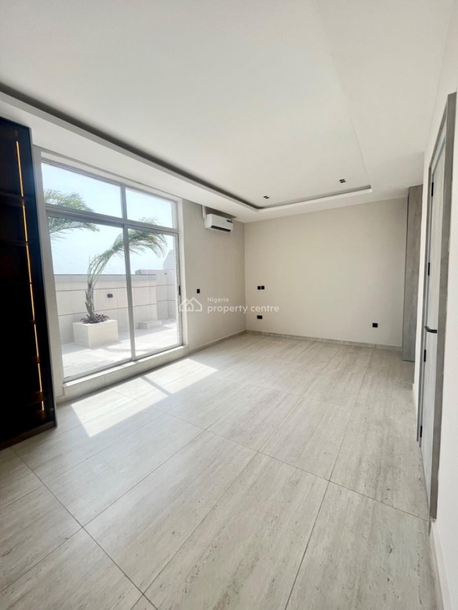 Luxurious 2 Bedroom Spacious Penthouse with Bq, Pool, Elevator & Gym, Lekki Phase 1, Lekki, Lagos, Flat / Apartment for Sale