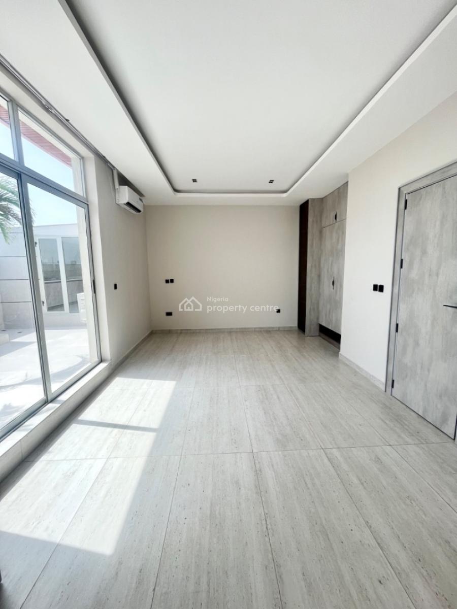 Luxurious 2 Bedroom Spacious Penthouse with Bq, Pool, Elevator & Gym, Lekki Phase 1, Lekki, Lagos, Flat / Apartment for Sale