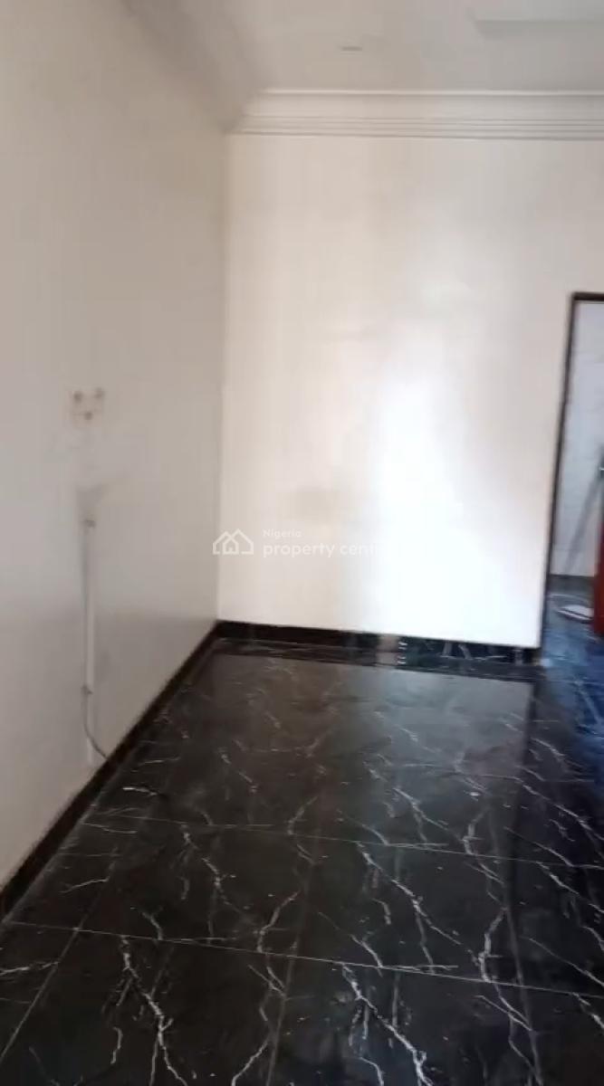 Neat 2 Bedroom Apartment, Up Flat, Sawmill, Gbagada, Lagos, Flat / Apartment for Rent