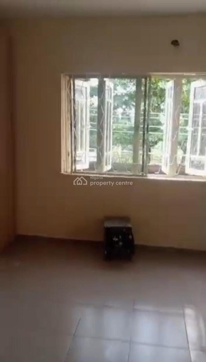 Lovely 3 Bedroom Flat, Peace Estate, Soluyi, Gbagada, Lagos, Flat / Apartment for Rent