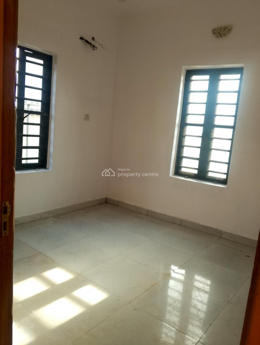 a Very Clean 2 Bedroom Apartment Available, Sangotedo, Ajah, Lagos, Flat / Apartment for Rent