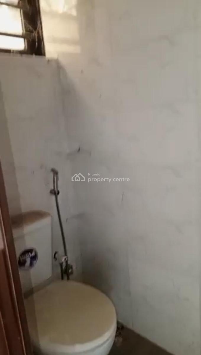 Lovely 2 Bedroom Flat, Peace Estate, Soluyi, Gbagada, Lagos, Flat / Apartment for Rent