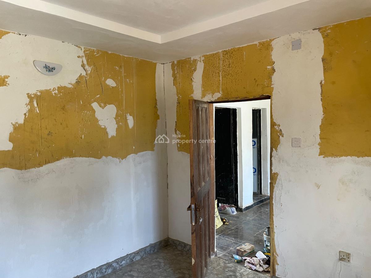 2 Bedroom Flat, Nia Senior Quarters, Lugbe District, Abuja, Flat / Apartment for Rent